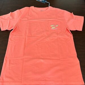 Men’s Vineyard vines tshirt size s salmon color